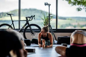 candice-baroux-yoga-credit-flor-reporter