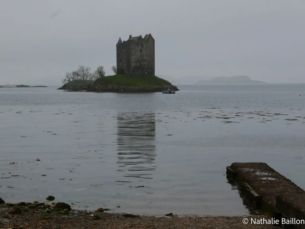 vue-chateau-stalker-ecosse