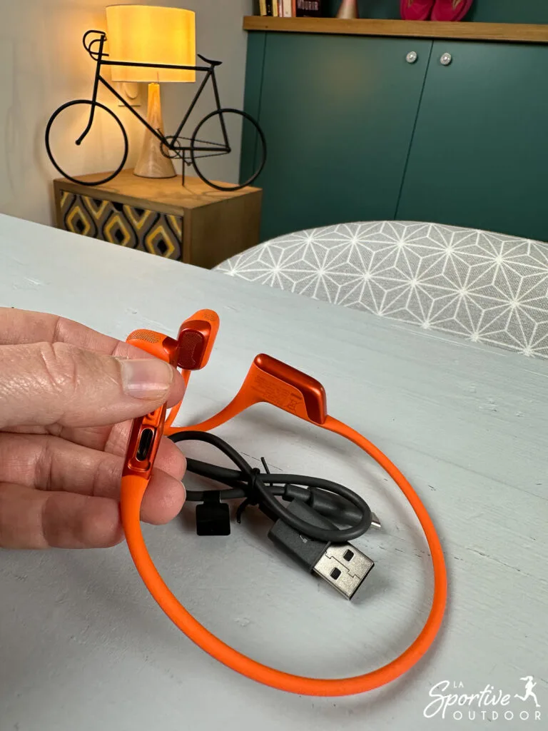 chargeur-shokz-openrun-pro-2