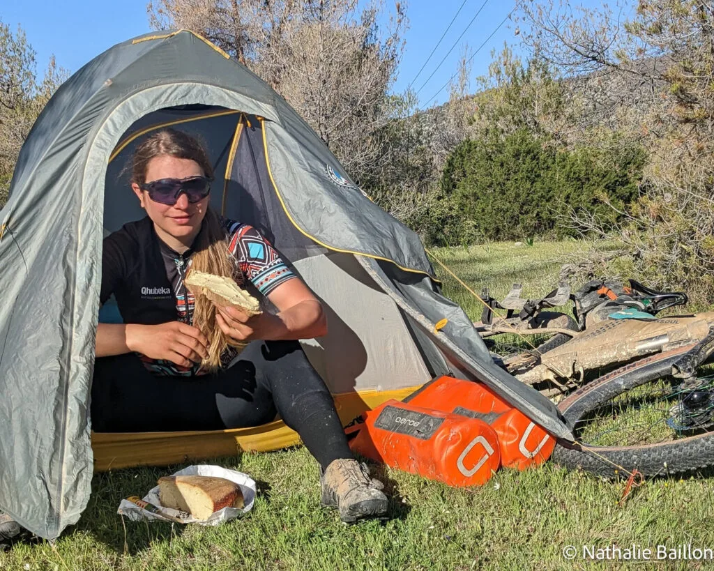 nathalie-tente-bikepacking