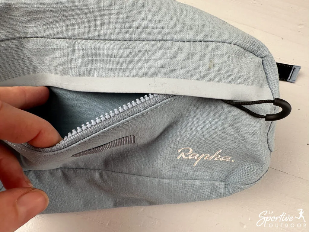 poche-avant-sacoche-rapha-explore-bar-bag