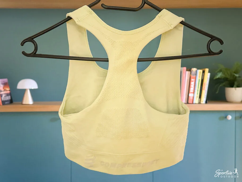 dos-brassiere-compressport-feelfree
