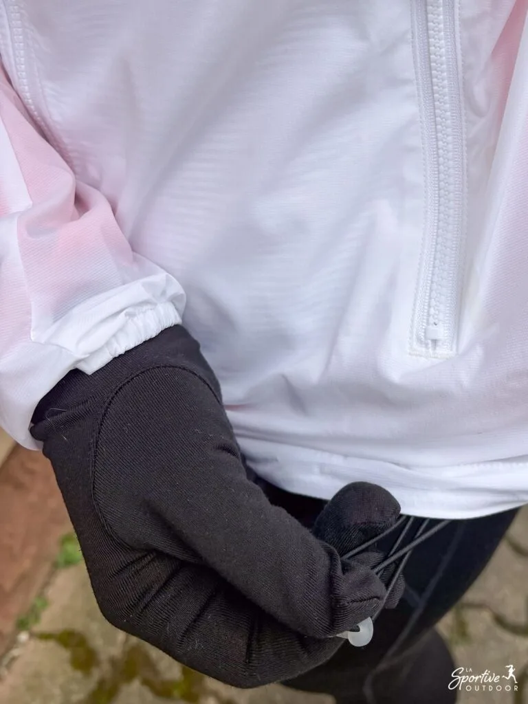 ourlet-elastic-concurve-windbreaker