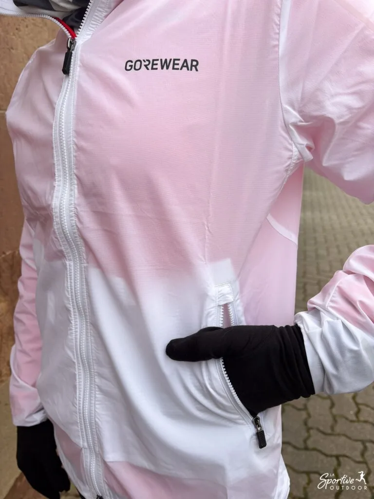 pocket-zippee-concurve-windbreaker