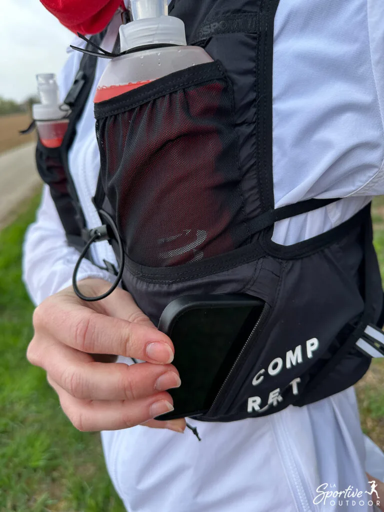 poche-telephone-compressport-ultrun-evo-10