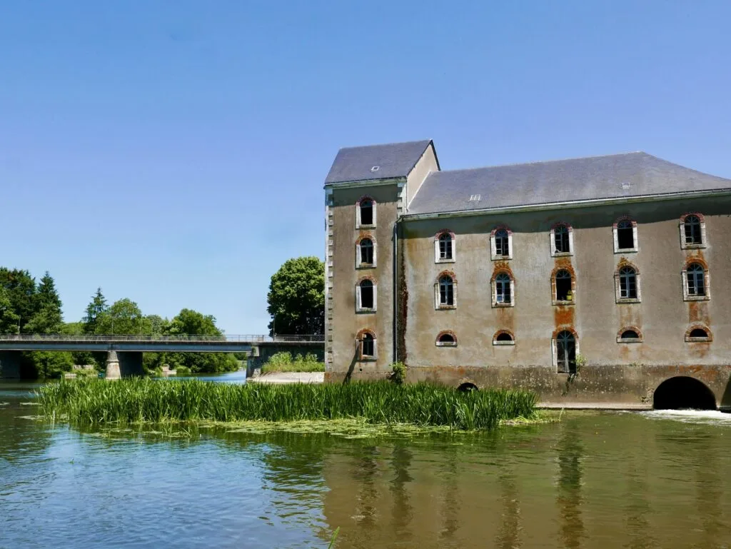Malicorne-moulin-a-couleurs-4