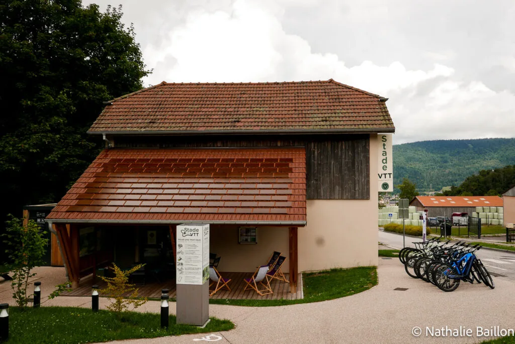 stadium-mountain bike-home