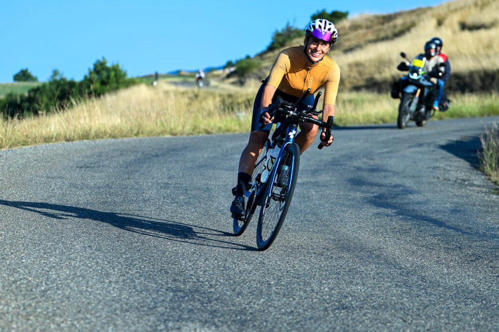 1er quart du parcours vélo de l'Embrunman autour du lac de Serre Ponçon