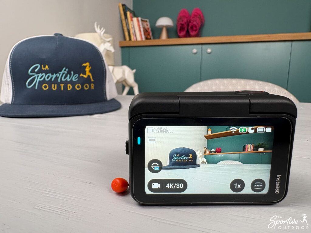 Insta360 Go Ultra screen  