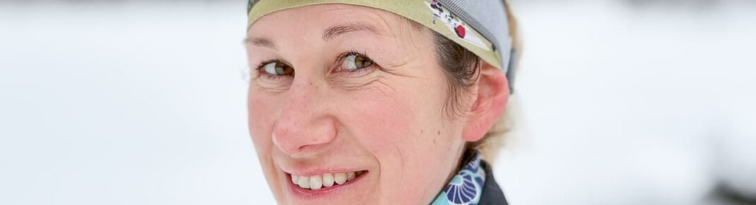 Insta360 Go Ultra attached to the running headband