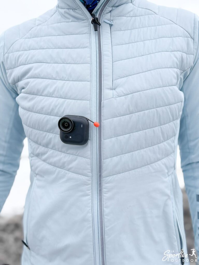 Insta360 Go Ultra fixed with magnetic collar