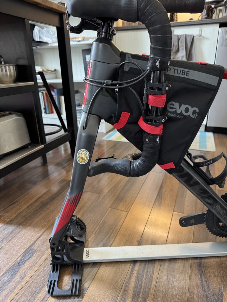 Guidon replié sur le côté lors du démontage du vélo