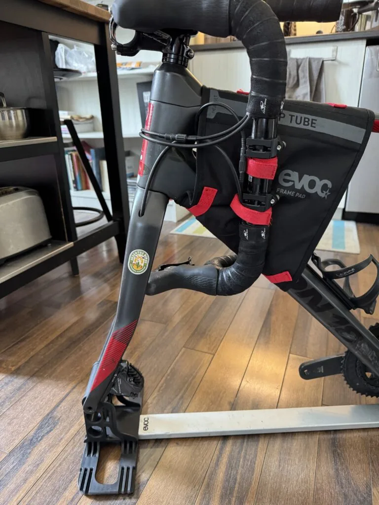Guidon replié sur le côté lors du démontage du vélo